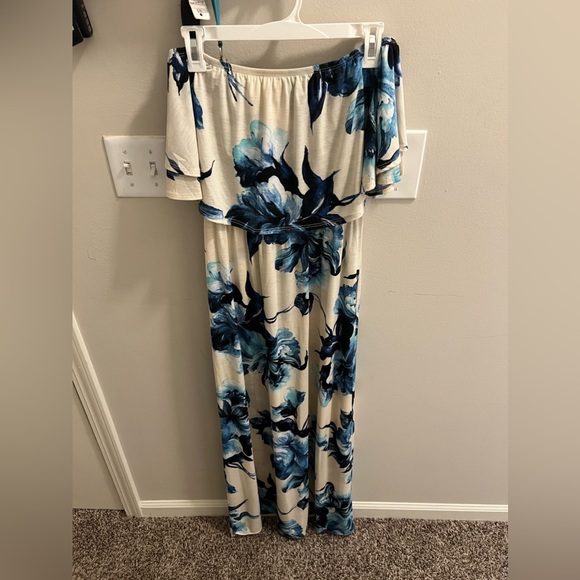 saved by the dress Dresses & Skirts - Floral Maxi Dress